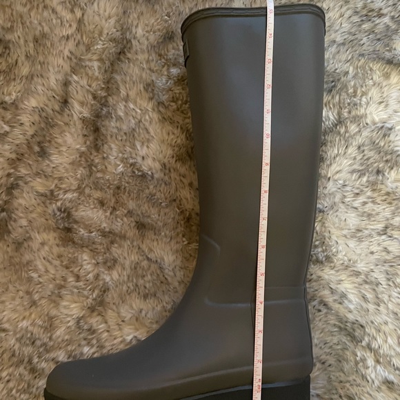 Hunter Refined Creeper Tall Rain Boots in Stratus - Picture 9 of 13